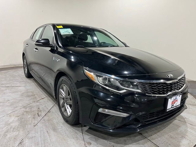 Used 2020 Kia Optima LX image 2