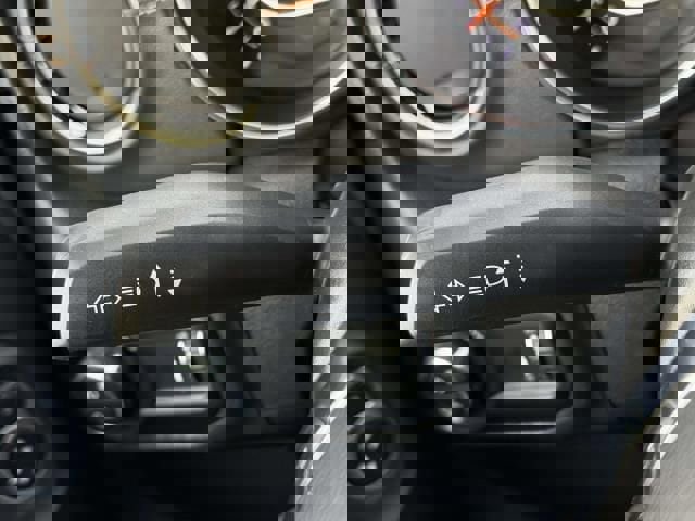 Used 2023 Jeep Gladiator Overland image 17