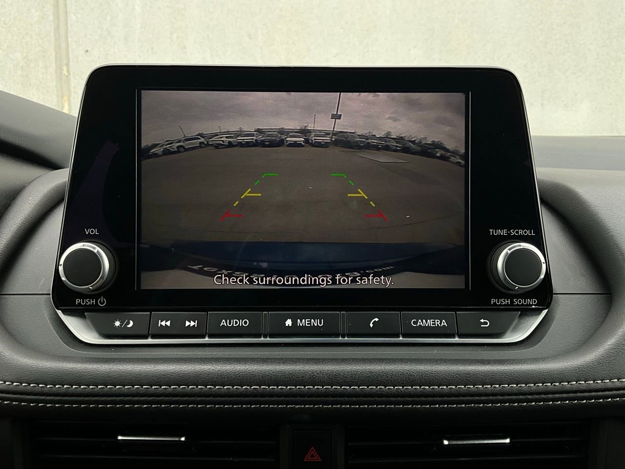 Used 2025 Nissan Rogue SV image 31