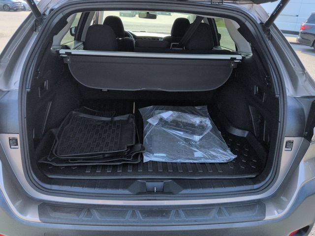 Used 2023 Subaru Outback Premium AWD/4WD image 31