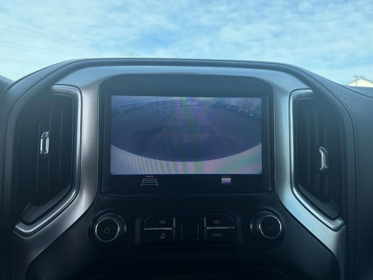 Used 2020 Chevrolet Silverado 1500 LT w/ Convenience Package image 25