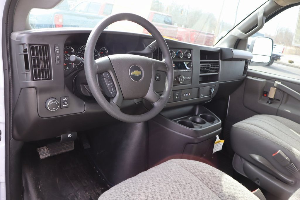 New 2026 Chevrolet Express 3500 w/ Power Convenience Package RWD image 7