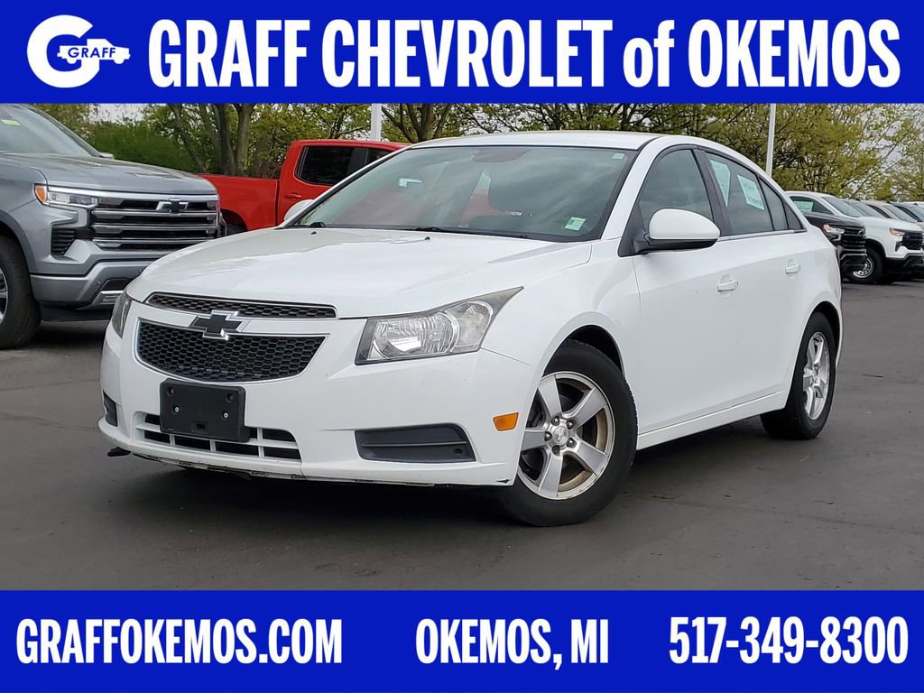Used 2013 Chevrolet Cruze LT FWD image 1