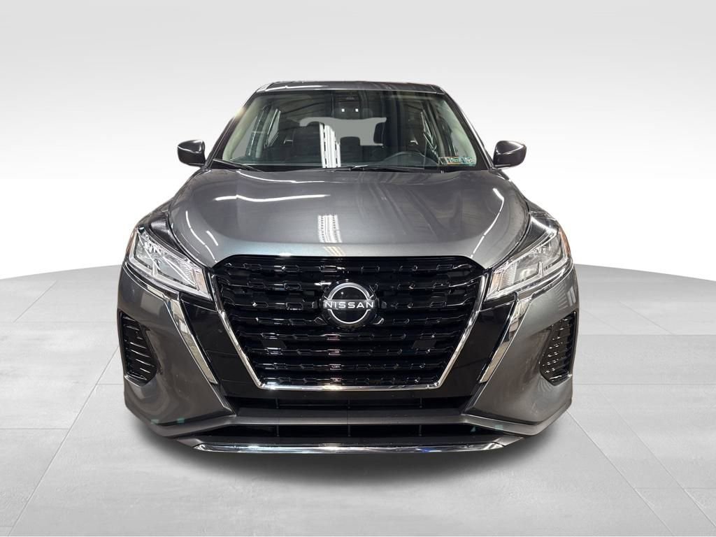 Certified 2025 Nissan Kicks Play S image 37