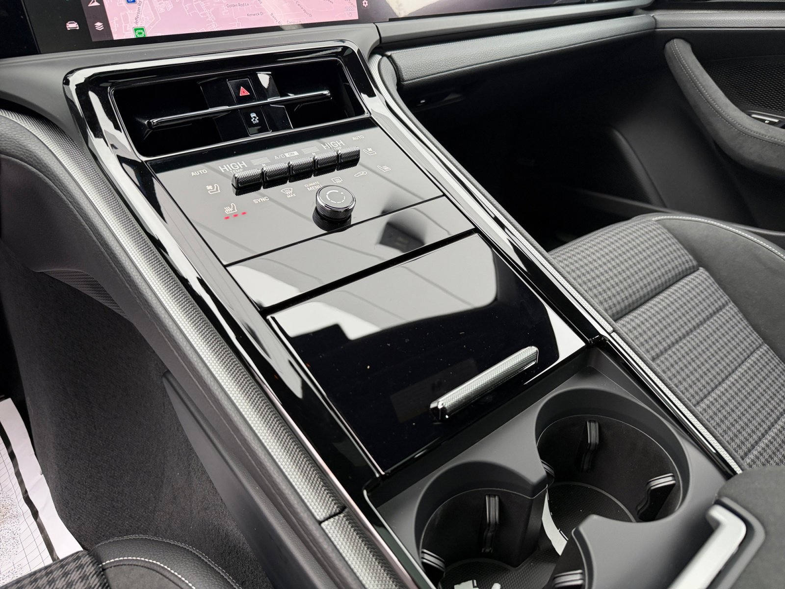 New 2026 Porsche Panamera 4 image 21