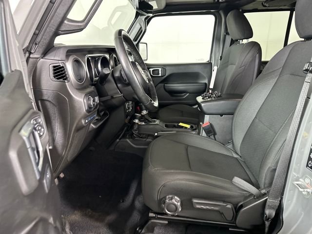 Used 2023 Jeep Wrangler Unlimited w/ Cold Weather Group image 10