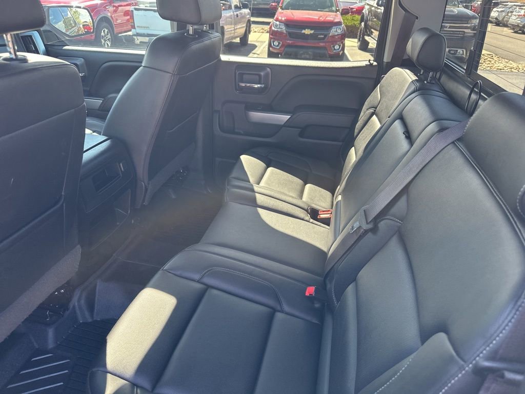 Used 2017 Chevrolet Silverado 1500 LTZ Z71 w/ Redline Edition AWD/4WD image 19