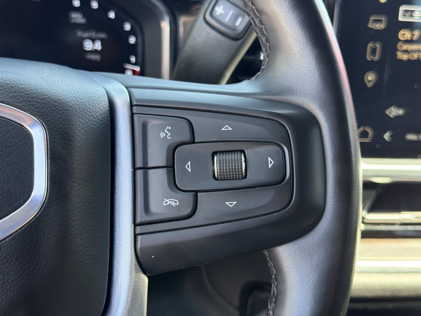 Used 2024 GMC Sierra 1500 SLT RWD image 22