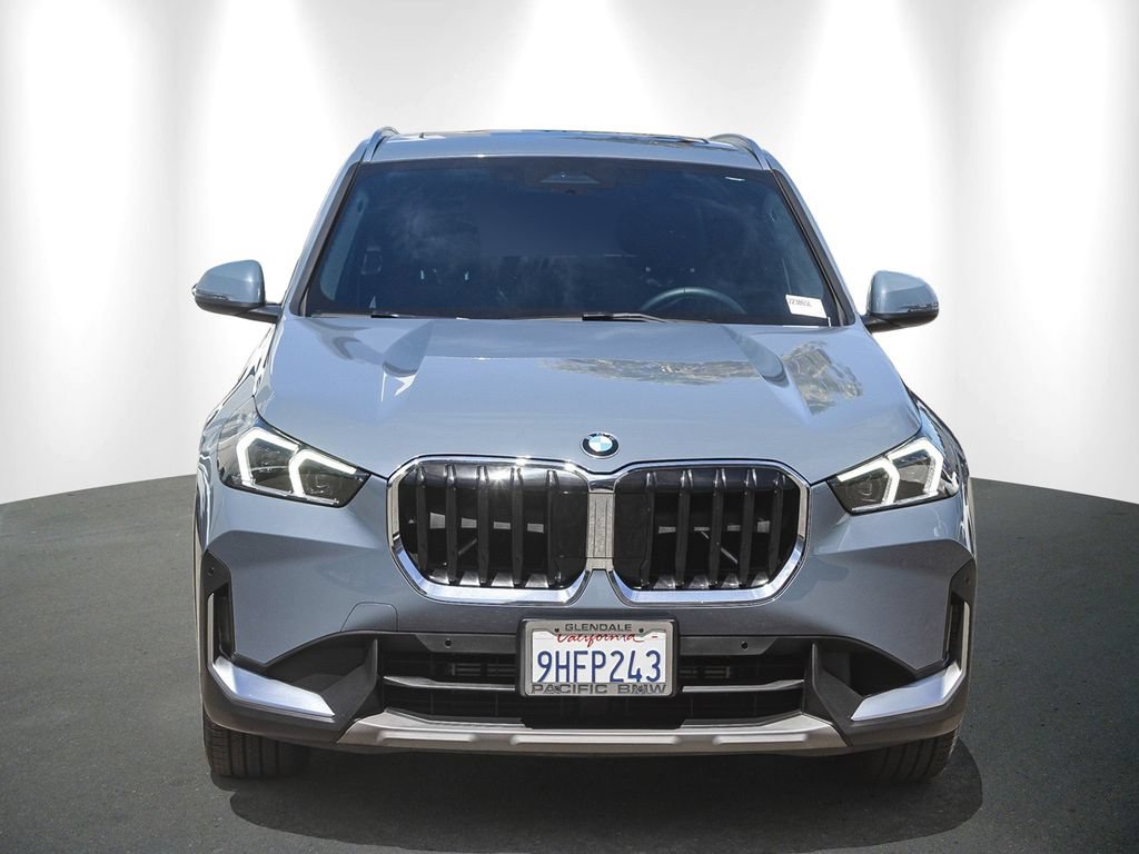 Used 2023 BMW X1 xDrive28i w/ Convenience Package AWD/4WD image 2