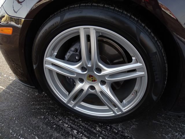 Used 2020 Porsche Panamera image 23