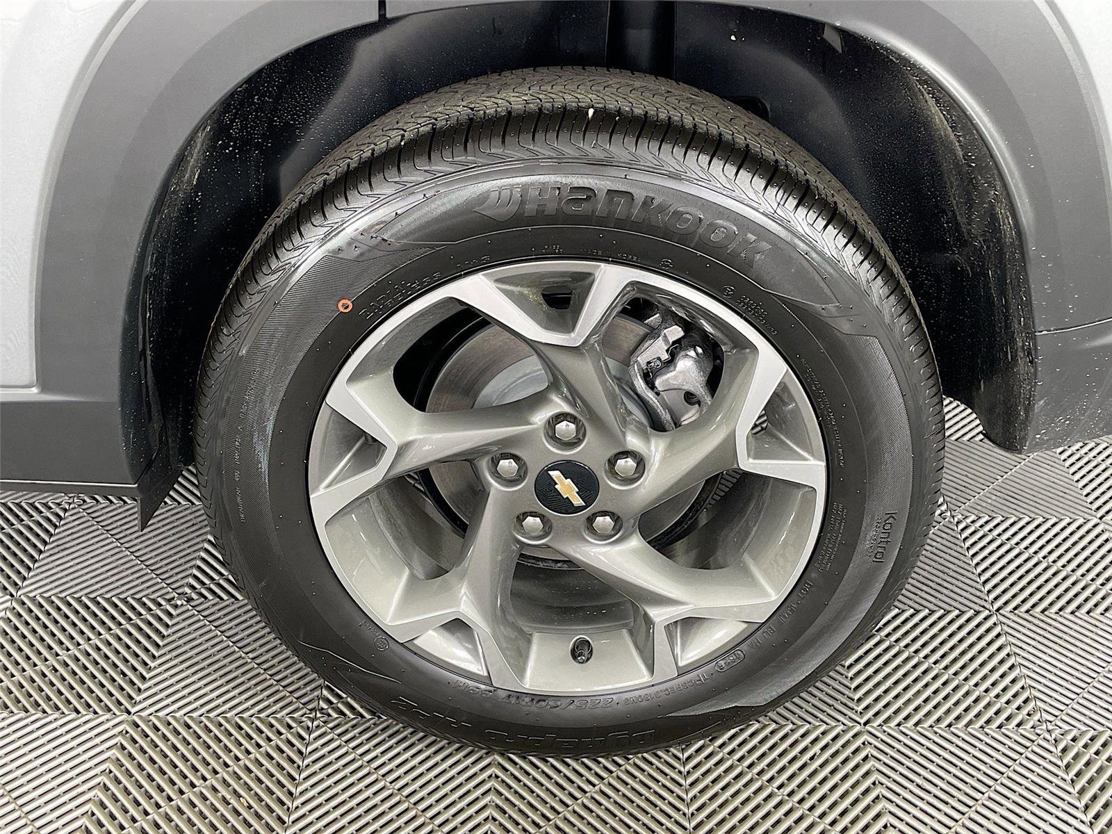 Used 2026 Chevrolet Trax LT image 31