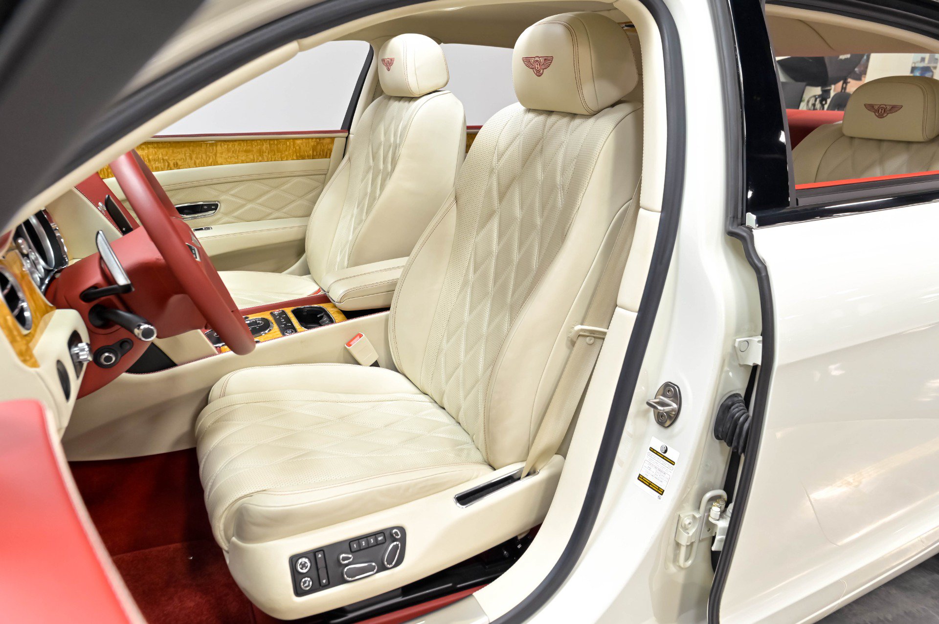 Used 2016 Bentley Flying Spur W12 AWD/4WD image 7