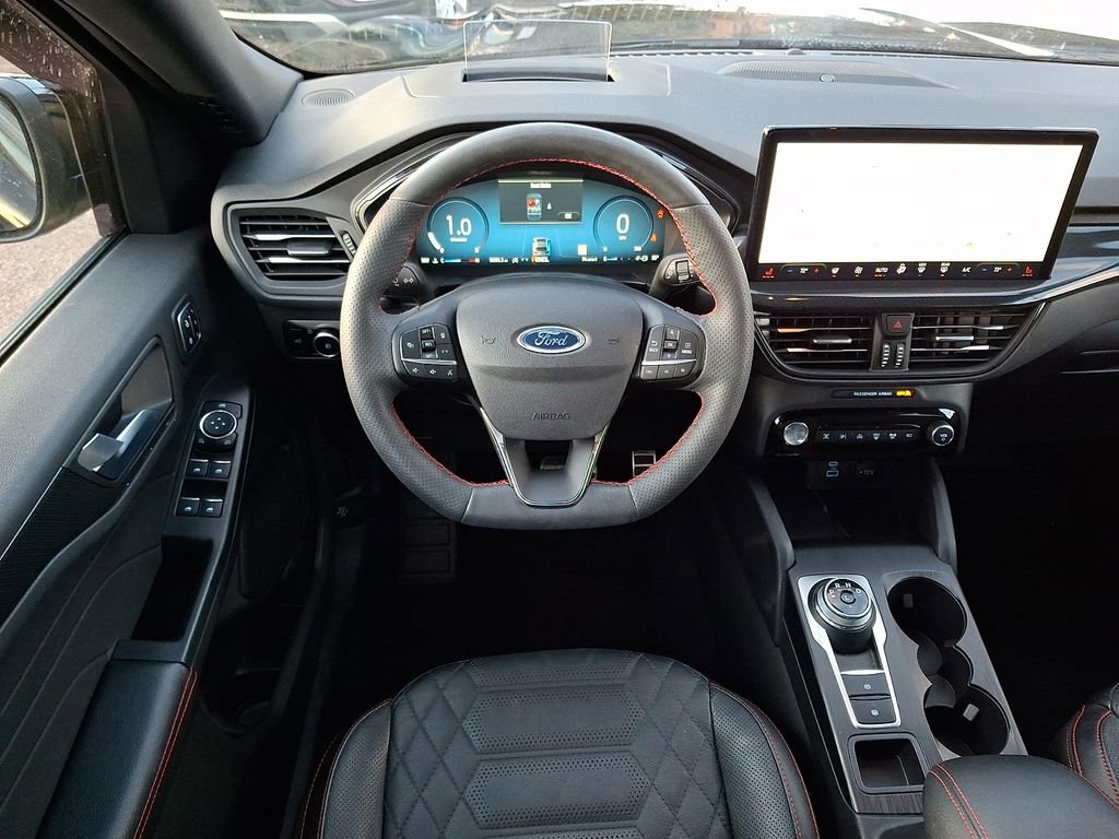 Certified 2023 Ford Escape ST-Line Elite w/ Premium Technology Package image 11