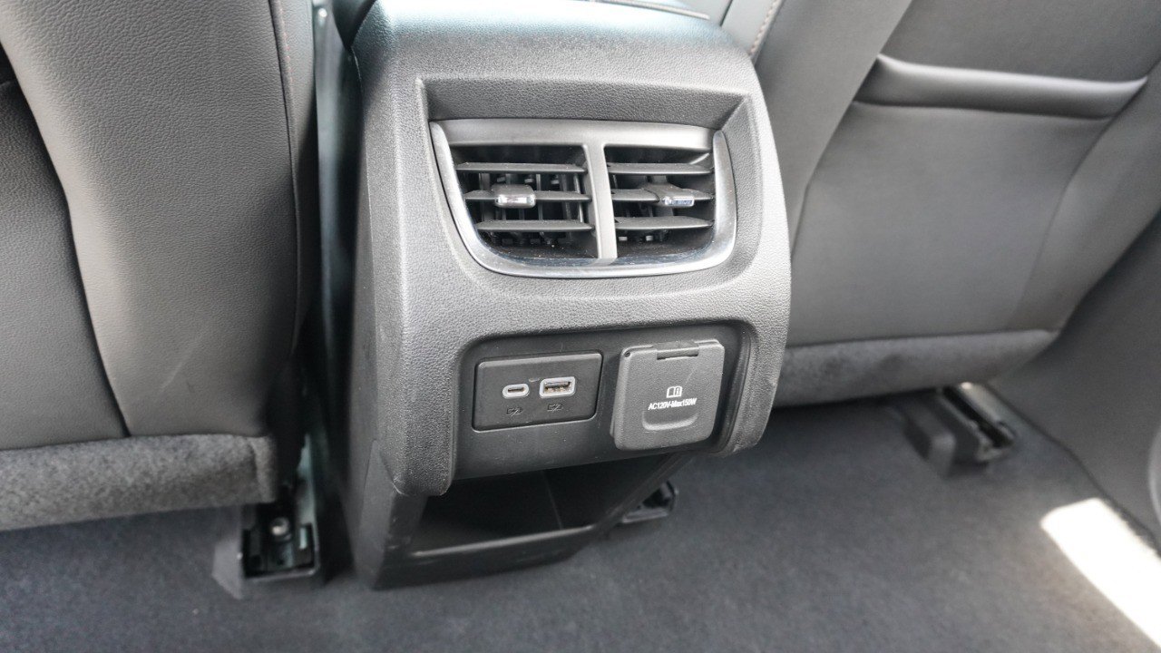 Used 2020 Chevrolet Blazer Premier w/ Driver Confidence II Package FWD image 31