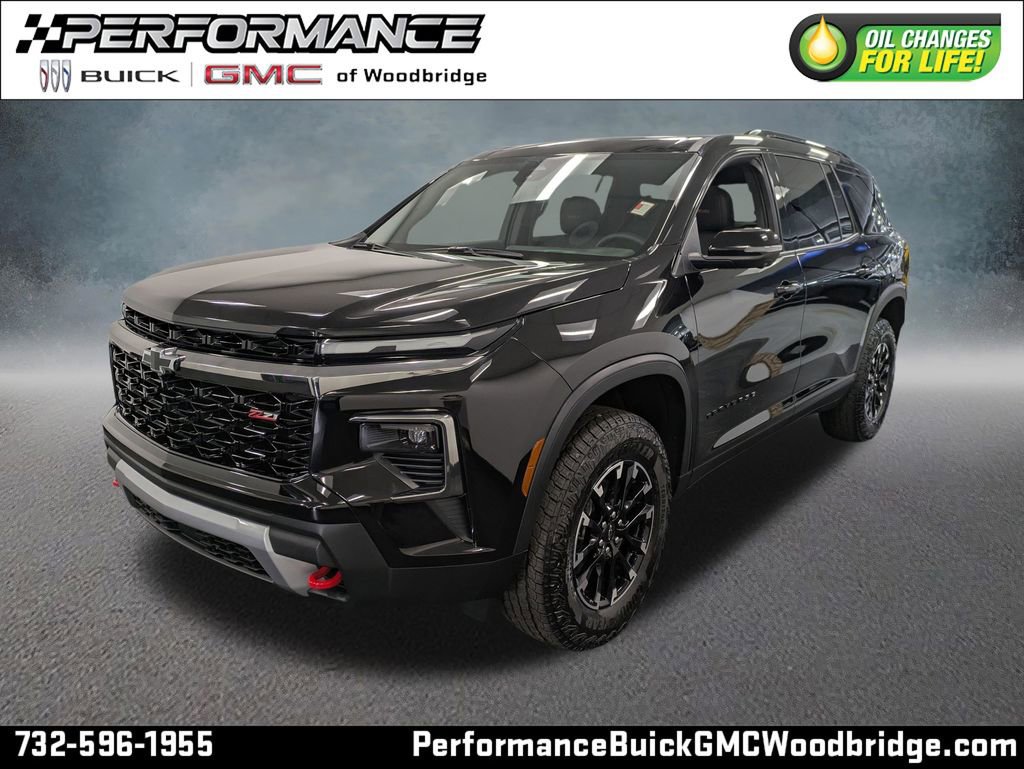 Used 2025 Chevrolet Traverse Z71 w/ Driver Confidence Package AWD/4WD image 1