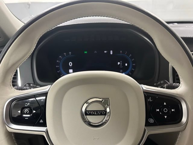 Certified 2025 Volvo XC90 B5 Ultra AWD/4WD image 14