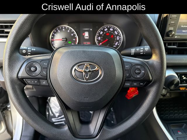 Used 2021 Toyota RAV4 LE image 15