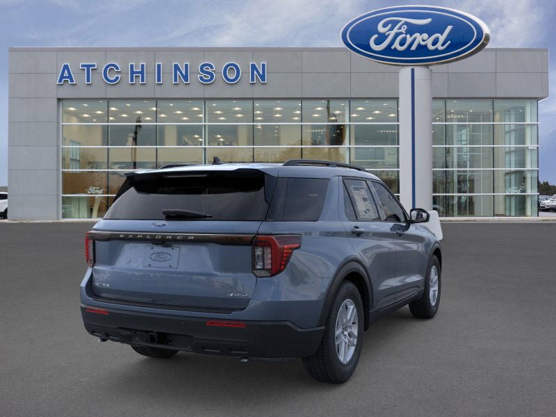 Used 2026 Ford Explorer Active AWD/4WD image 8