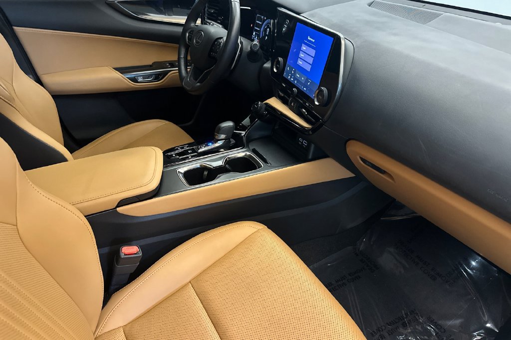 Used 2024 Lexus NX 350h AWD w/ Cold Area Package image 16