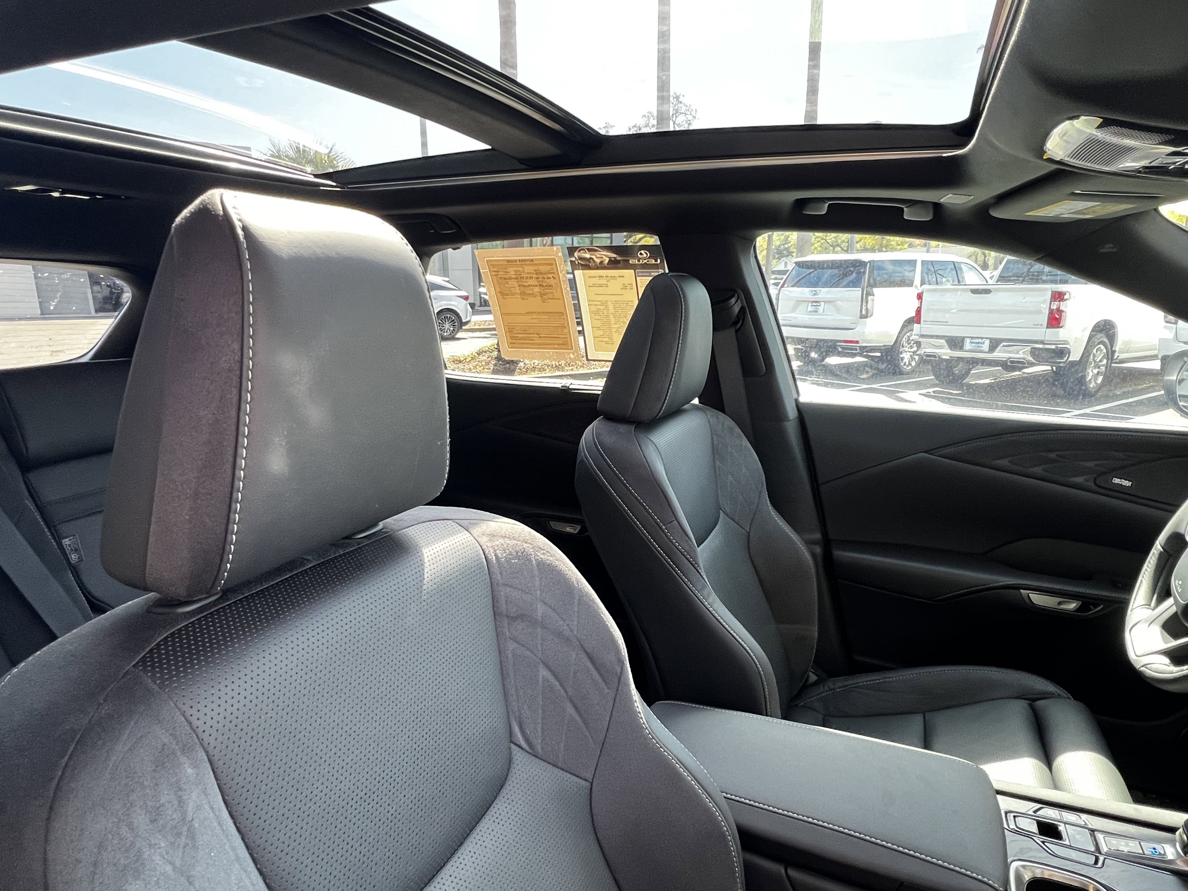 Used 2024 Lexus RX 350 350h Luxury image 45