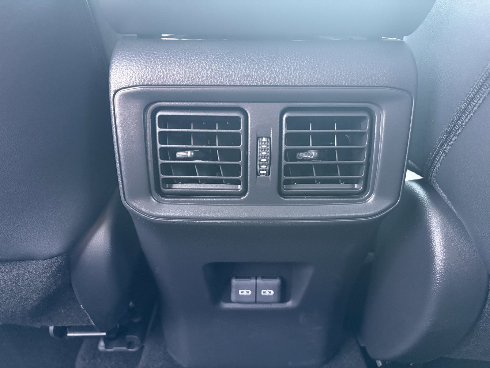 Used 2023 Toyota RAV4 XSE w/ Weather Package AWD/4WD image 29