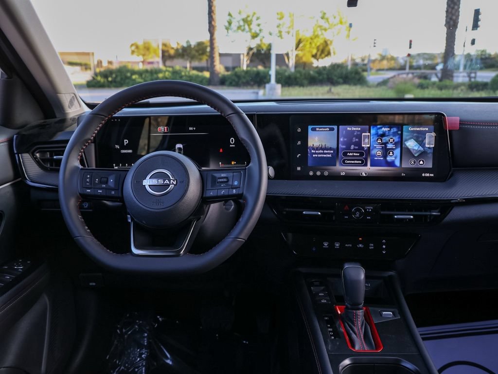 New 2026 Nissan Kicks SR FWD image 22