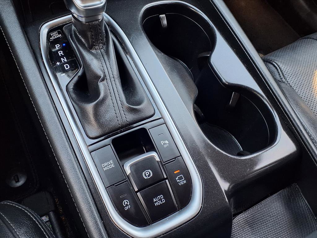 Used 2020 Hyundai Santa Fe Limited w/ Cargo Package image 12