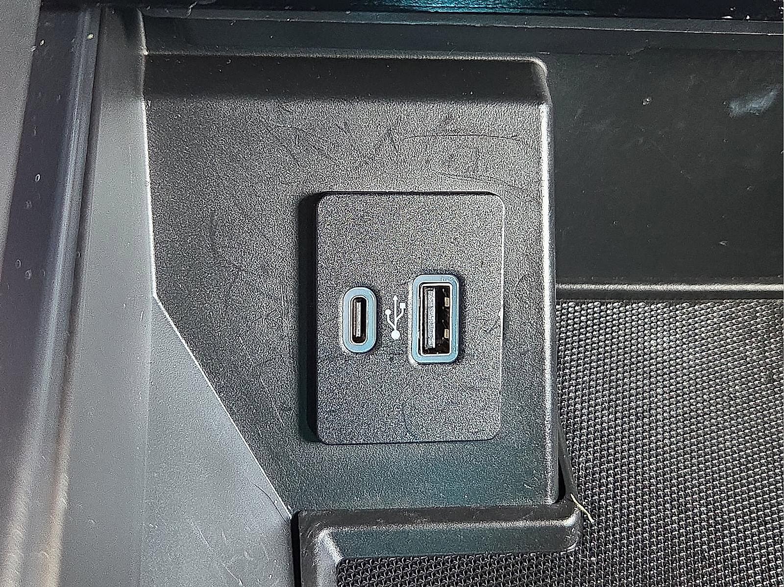 Certified 2021 Ford F150 Lariat AWD/4WD image 17