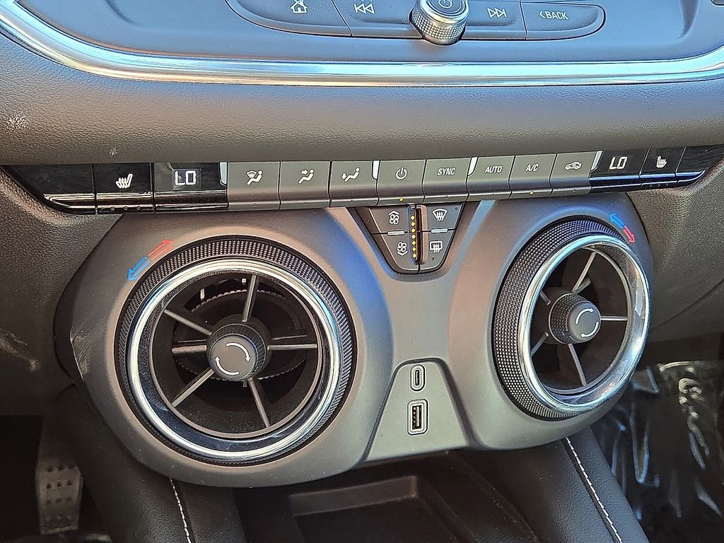 Used 2024 Chevrolet Blazer LT w/ Convenience Package image 28