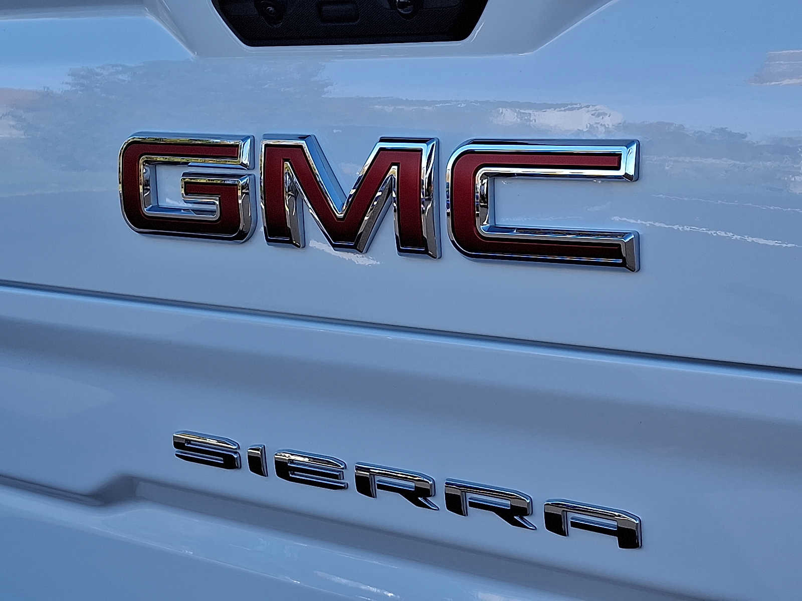 Used 2025 GMC Sierra 1500 AT4 w/ AT4 Premium Package image 29