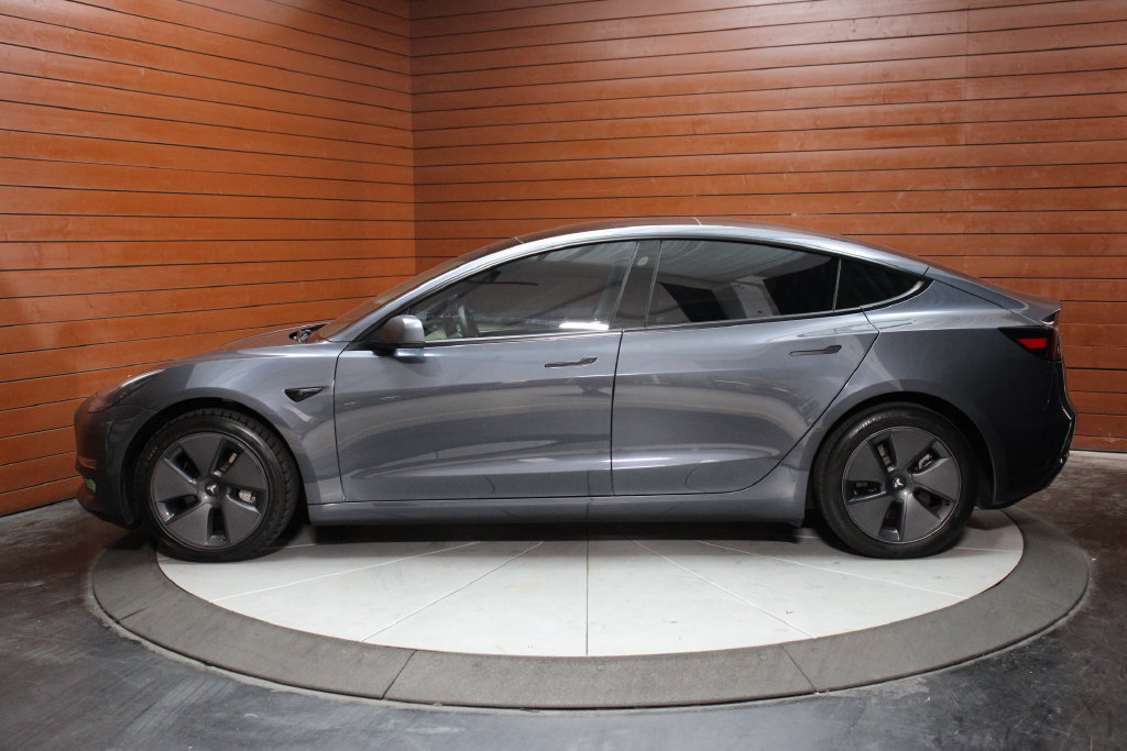 Used 2023 Tesla Model 3 Standard Range RWD image 30