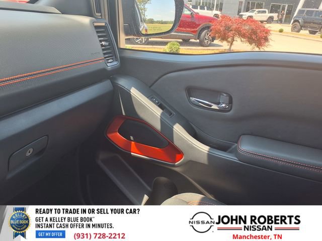 Used 2024 Nissan Frontier Pro-X w/ Tow Package RWD image 8
