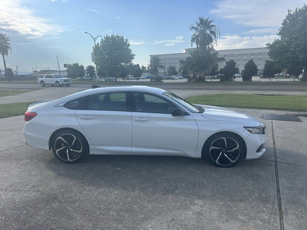 Used 2021 Honda Accord Sport image 6