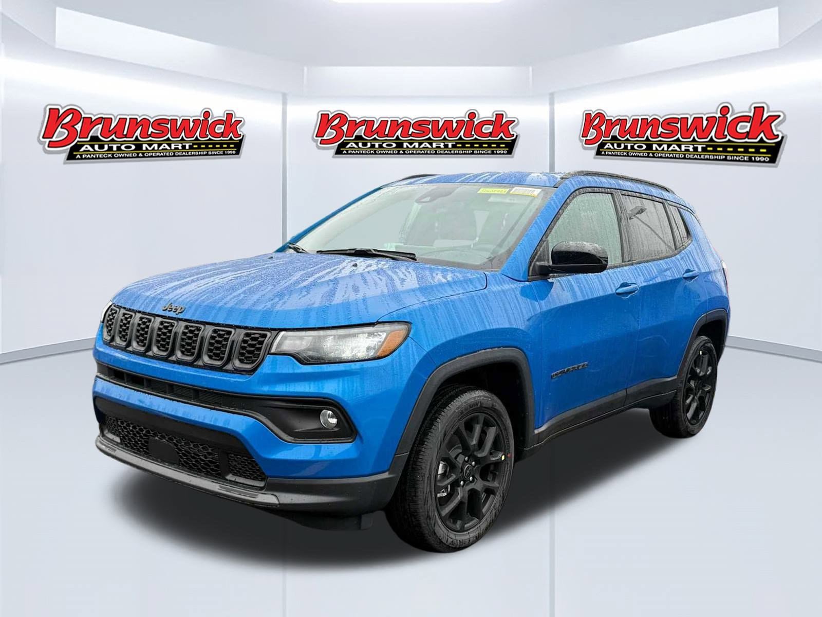 New 2026 Jeep Compass Latitude AWD/4WD image 1