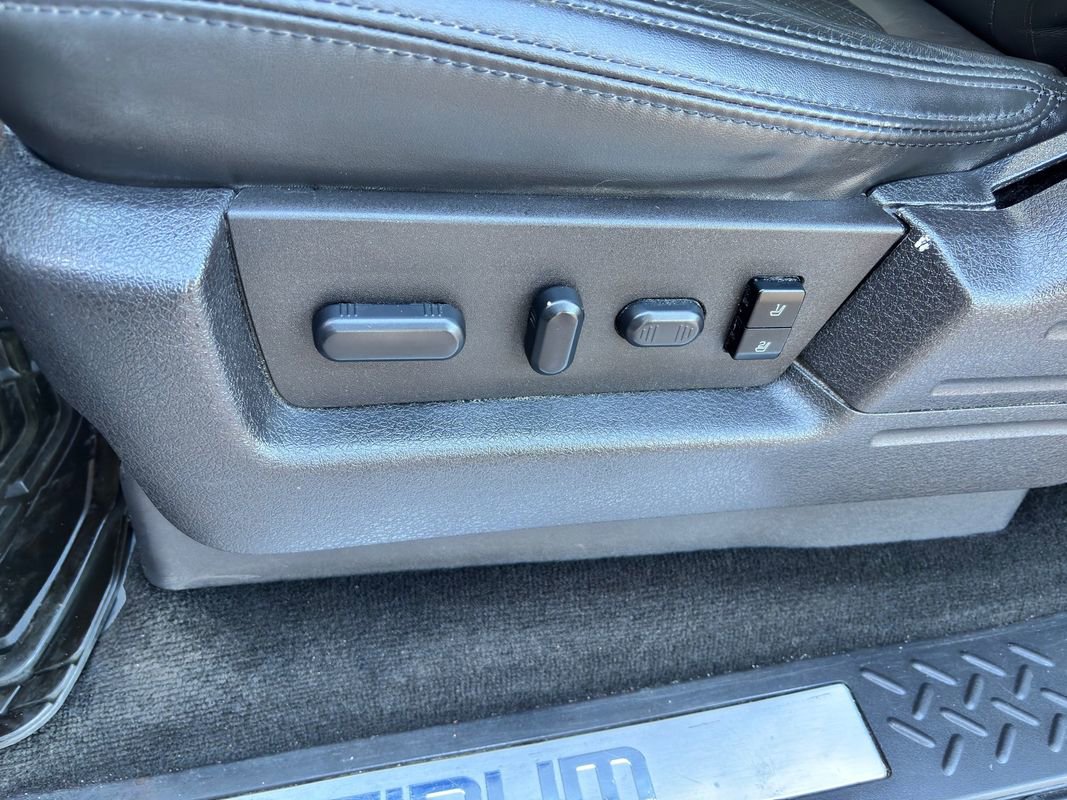 Used 2013 Ford F150 Platinum image 39