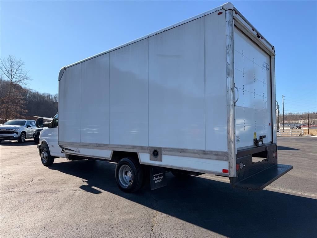 Used 2023 Chevrolet Express 4500 Extended w/ Power Convenience Package image 8