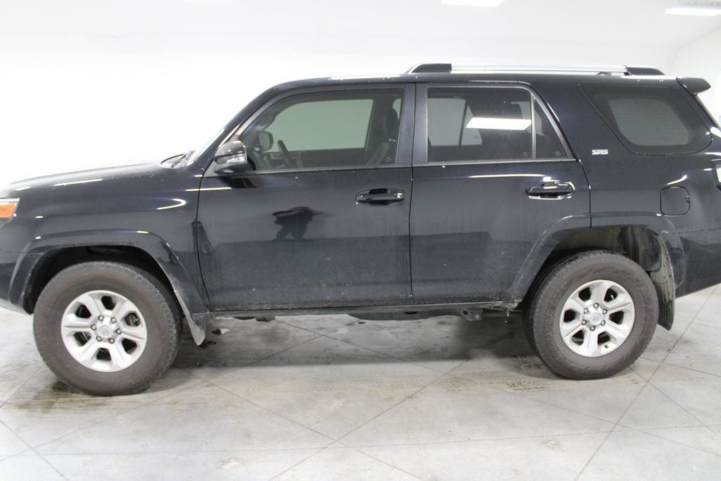 Used 2023 Toyota 4Runner SR5 Premium w/ Moonroof Package image 6