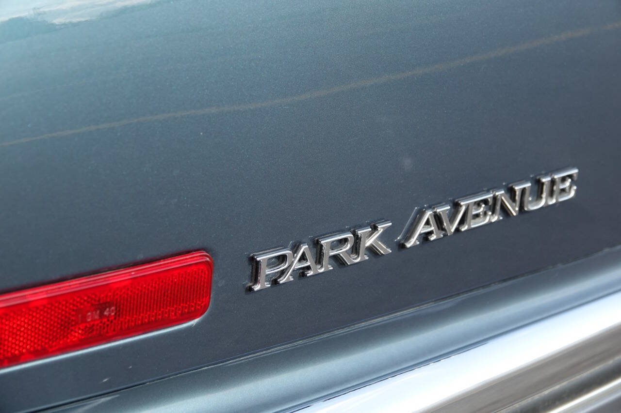 Used 1993 Buick Park Avenue Ultra FWD image 55