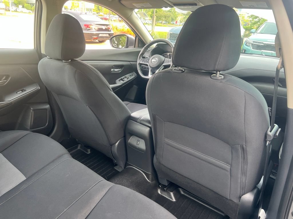 Certified 2022 Nissan Sentra SV FWD image 14
