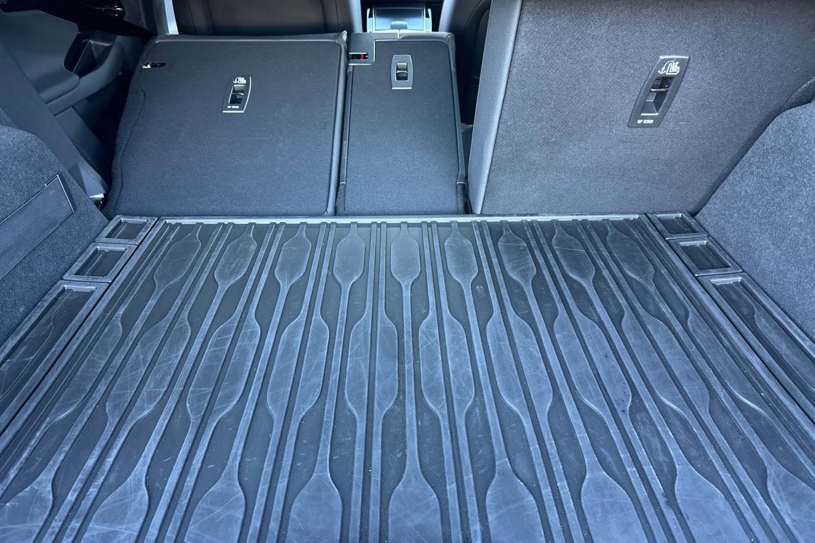 Used 2024 Land Rover Range Rover Evoque Dynamic SE image 34