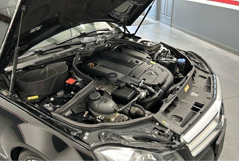 Used 2013 Mercedes-Benz C 250 Sedan image 17