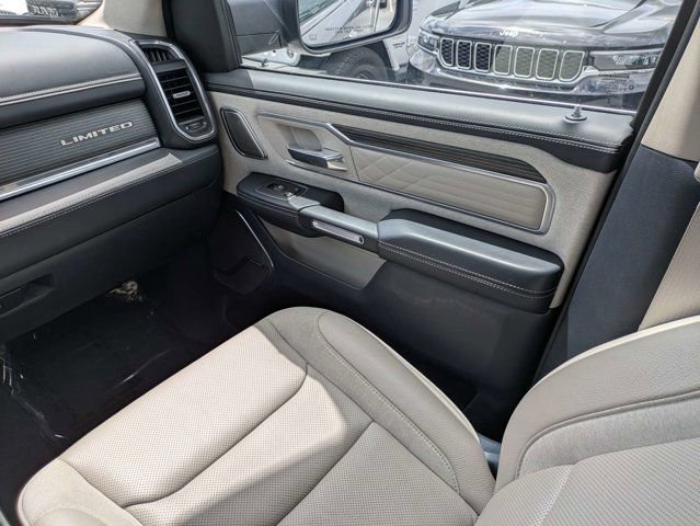 Used 2024 RAM 1500 Limited AWD/4WD image 17