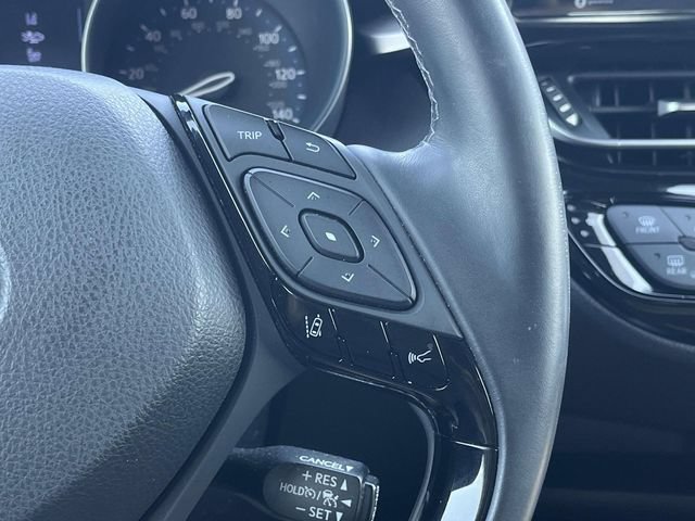 Used 2019 Toyota C-HR Limited FWD image 26