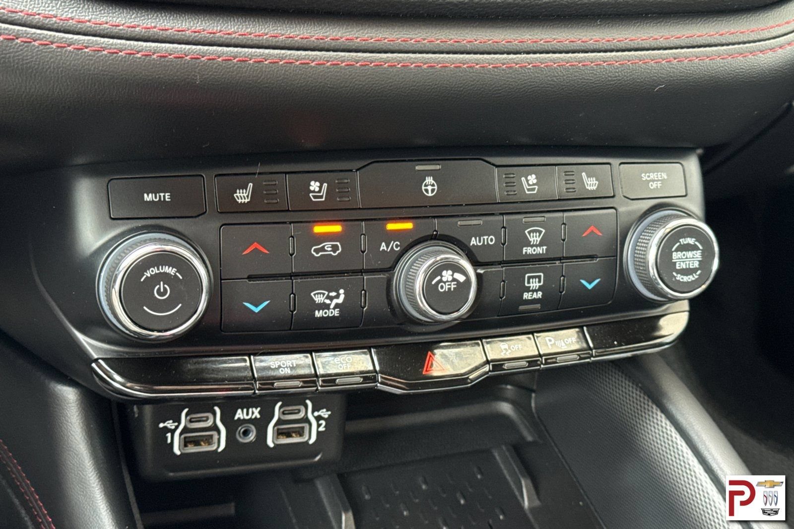 Used 2025 Dodge Durango R/T AWD/4WD image 25