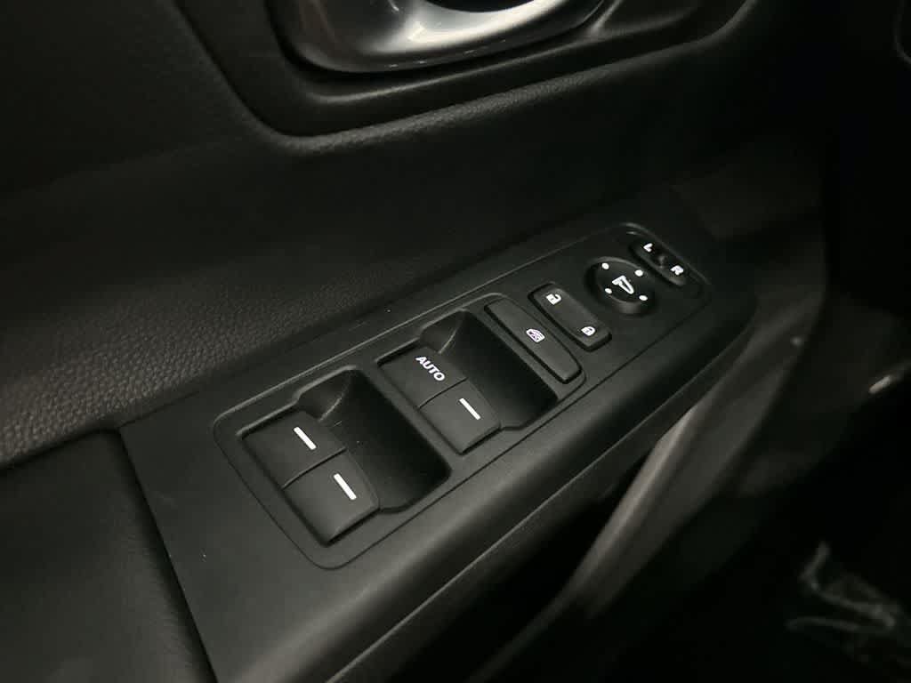 Used 2025 Honda CR-V LX image 16