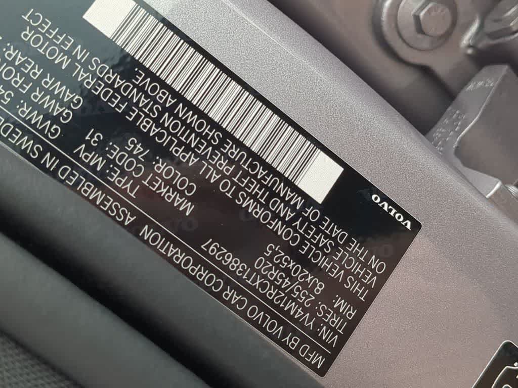 Certified 2026 Volvo XC60 B5 Plus w/ Protection Package Premier AWD/4WD image 32