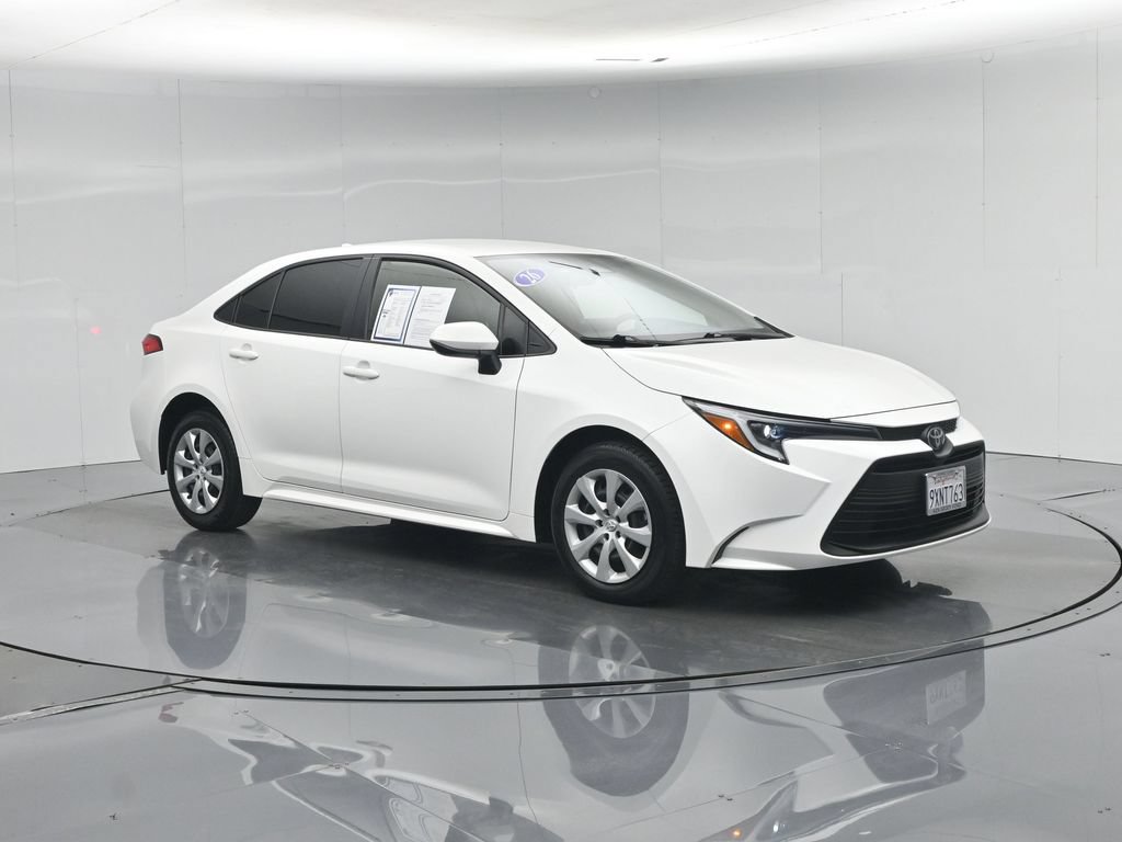 Used 2026 Toyota Corolla LE w/ Carpet Mat Package (TMS) FWD image 22