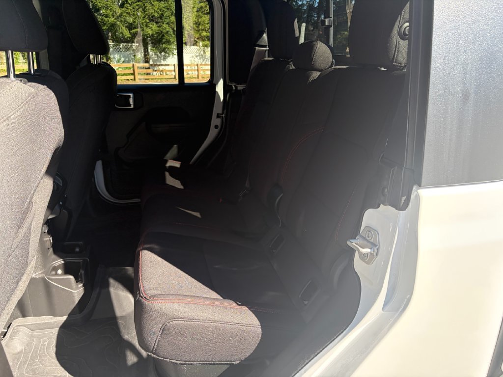 Used 2023 Jeep Gladiator Rubicon w/ LED Lighting Group AWD/4WD image 27