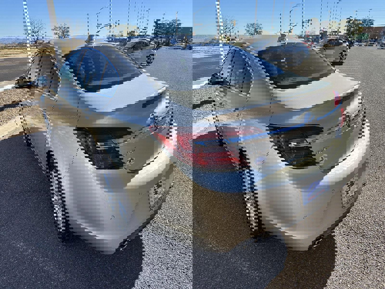 Used 2015 Buick Regal Premium w/ Experience Buick Package image 3