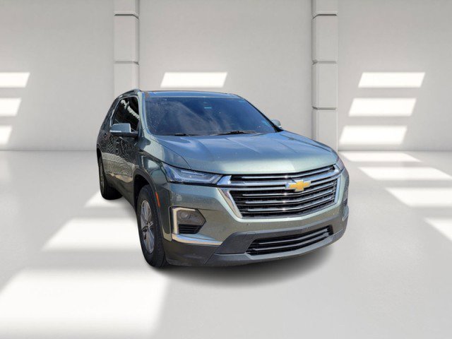 Used 2023 Chevrolet Traverse LT image 3